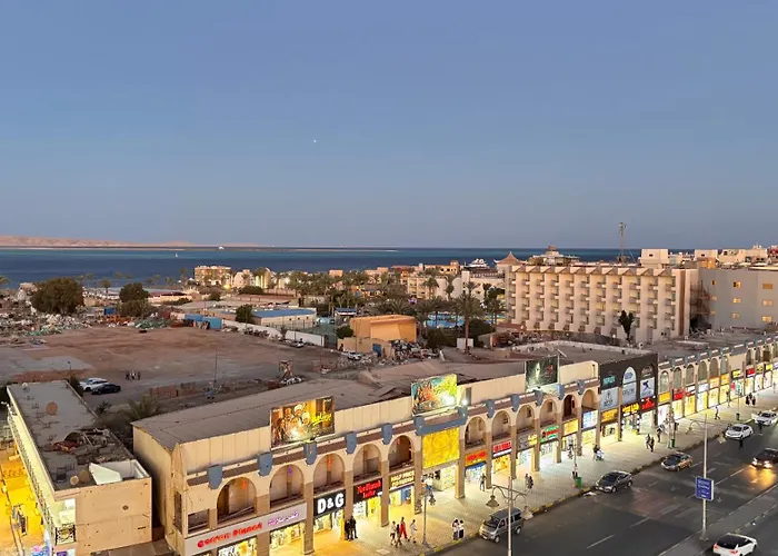 Bahia Center - Cozy Prime Location Serviced With Sea View