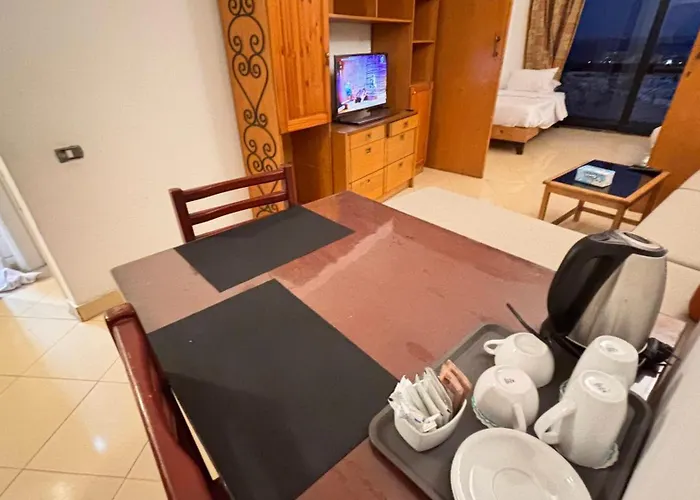 Apartman Bahia Center - Cozy Prime Location Serviced With Sea View Gurdaka