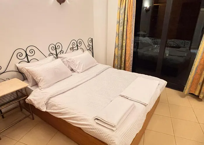 Bahia Center - Cozy Prime Location Serviced With Sea View Apartman *