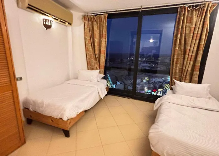 Bahia Center - Cozy Prime Location Serviced With Sea View Apartman Gurdaka